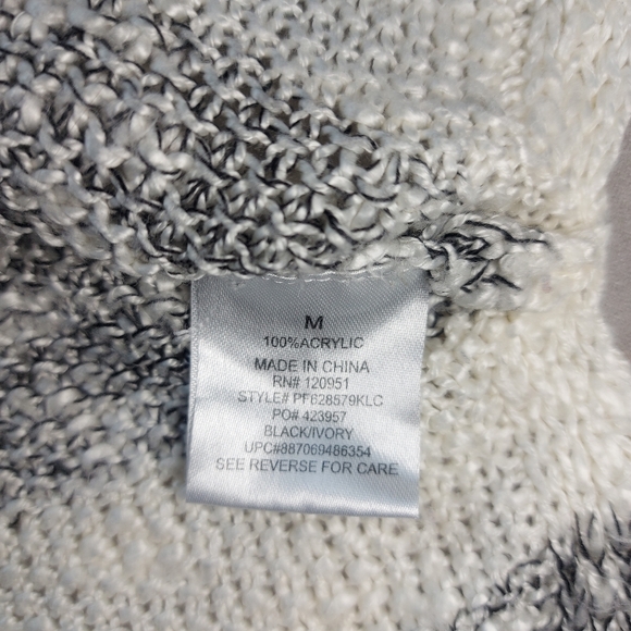 Pink Rose Knit Gray White Lace Up Neck Sweater, Medium - Picture 5 of 9